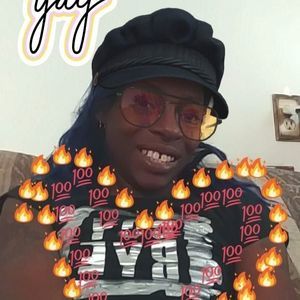 Meet your Posher, Felicia